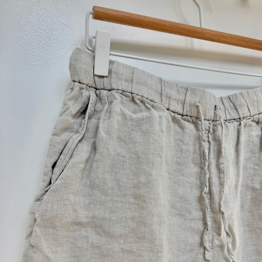 Arket Beige Linen Shorts - Picture 3 of 4